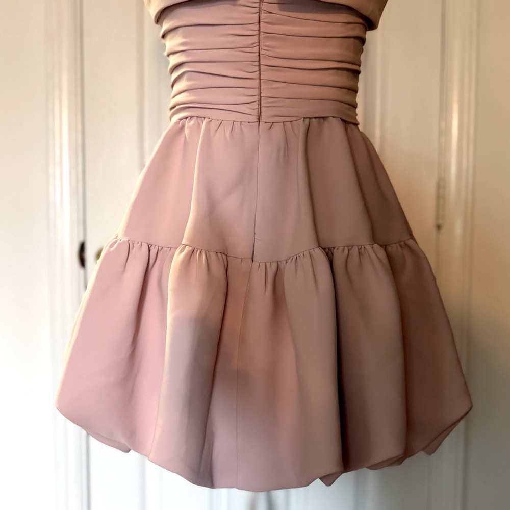 “ZARA” Ruched Balloon Mini Dress - Picture 14 of 15